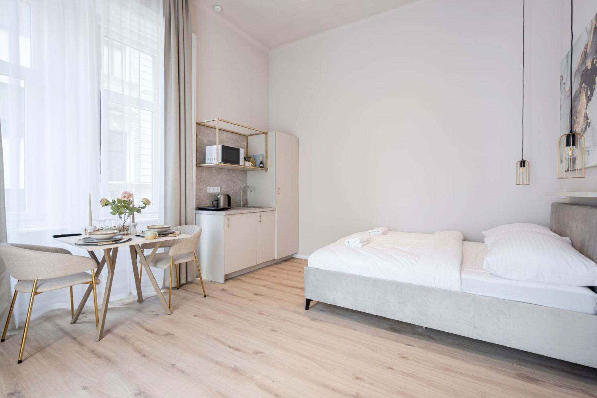 W30 - Wesselenyi Charming Apartment - Best Location By Bqa Budapest Bagian luar foto